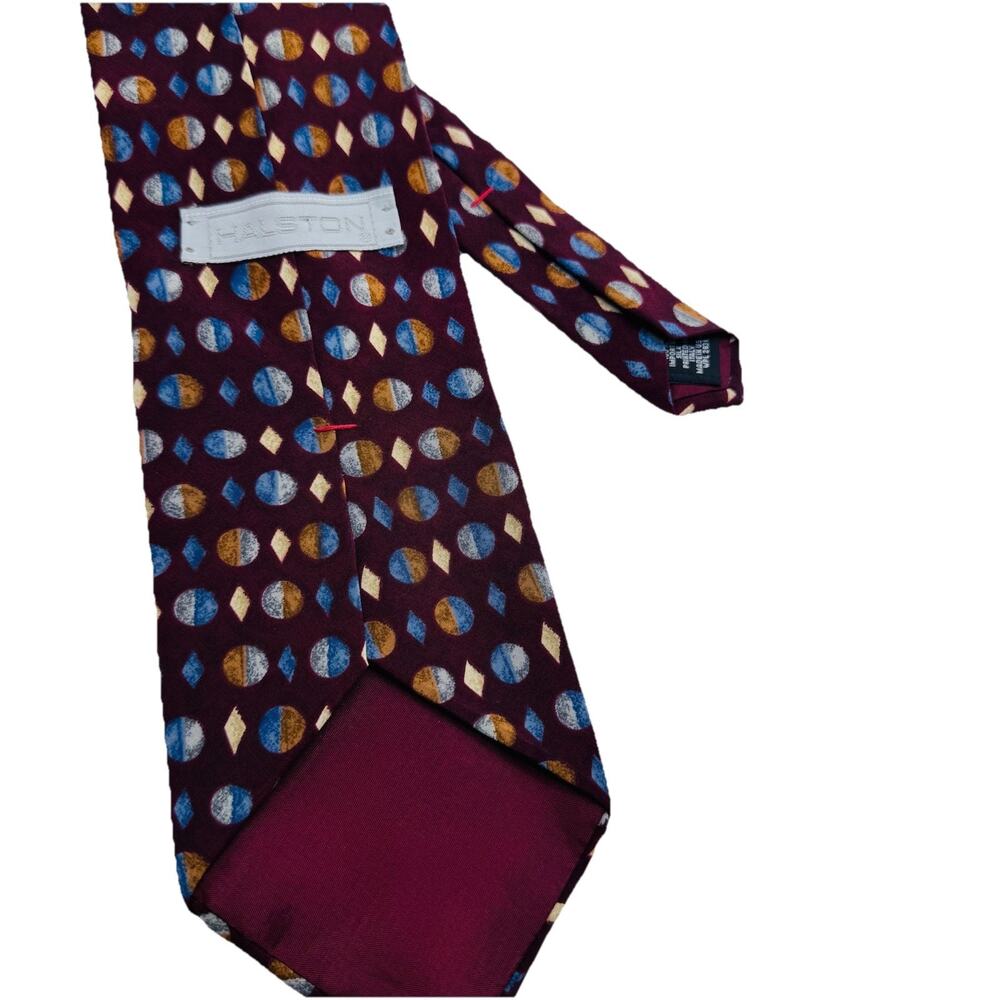 Halston 100% Italian Silk Neck Tie Geometric 3.75 x 57 Preppy Classic Designer
